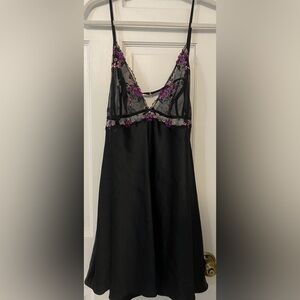 NWOT Victoria’s Secret Chemise Sz XL